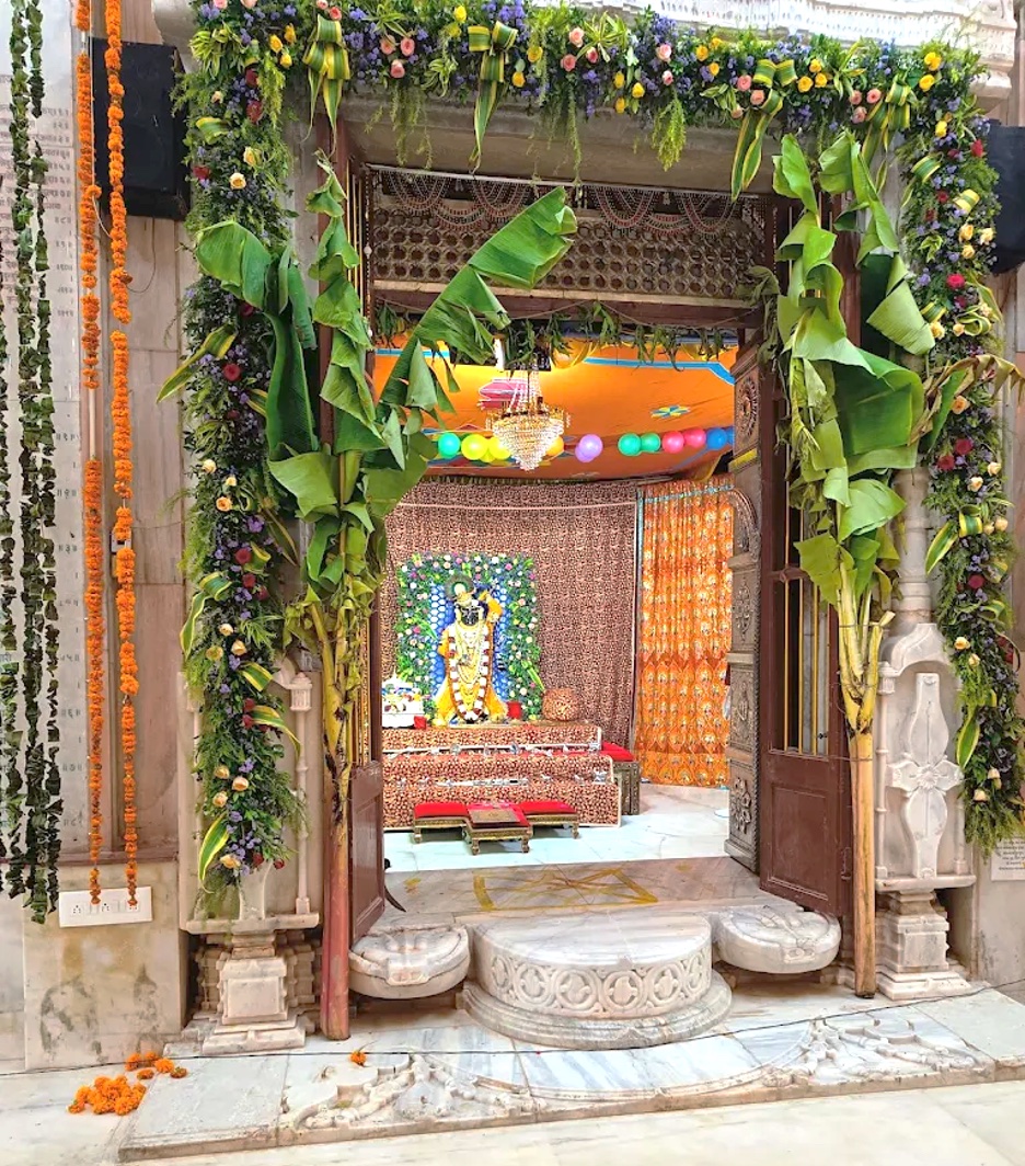 Shree Bhagwat Vidhyapeeth Temple Complex at Krishna Dham, Sola